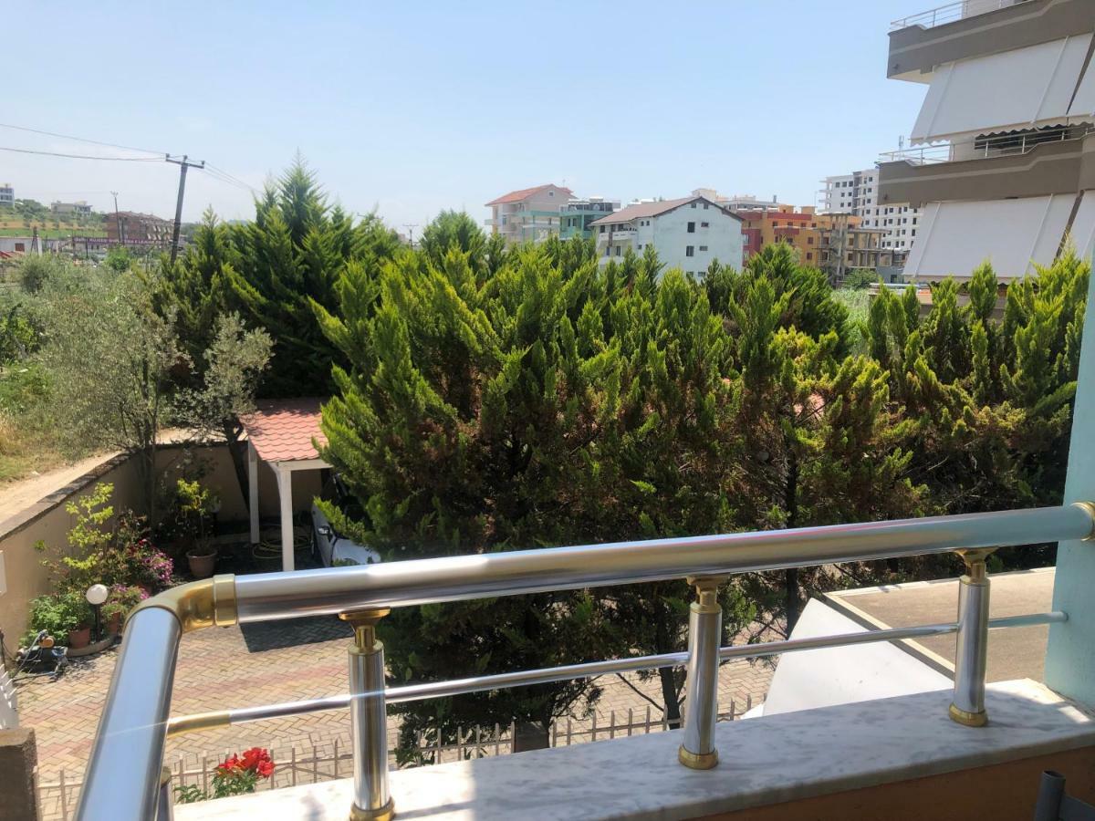 Guest House Murati Durrës Eksteriør billede